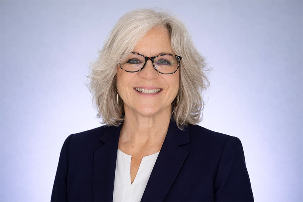 Michelle Esparza | Senior Vice President of National Sales at Priority Title